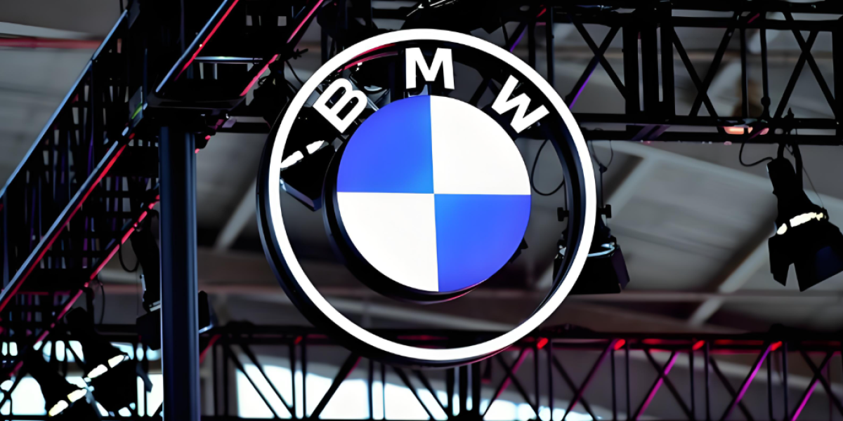 BMW's Direct-Sales Shift Could Fix Pricing Chaos, but It Risks Breaking Its Dealer Base
